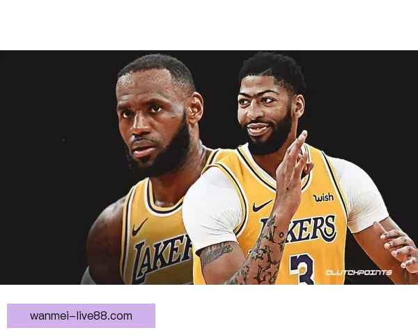 揭秘湖人冲冠背后詹姆斯带头拼搏 41岁老将仍无惧疲劳引领队友出战